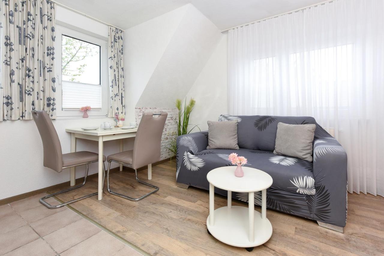 Haus Am Kajedeich Mit Fruehstuecksoption Apartamento Bensersiel Exterior foto