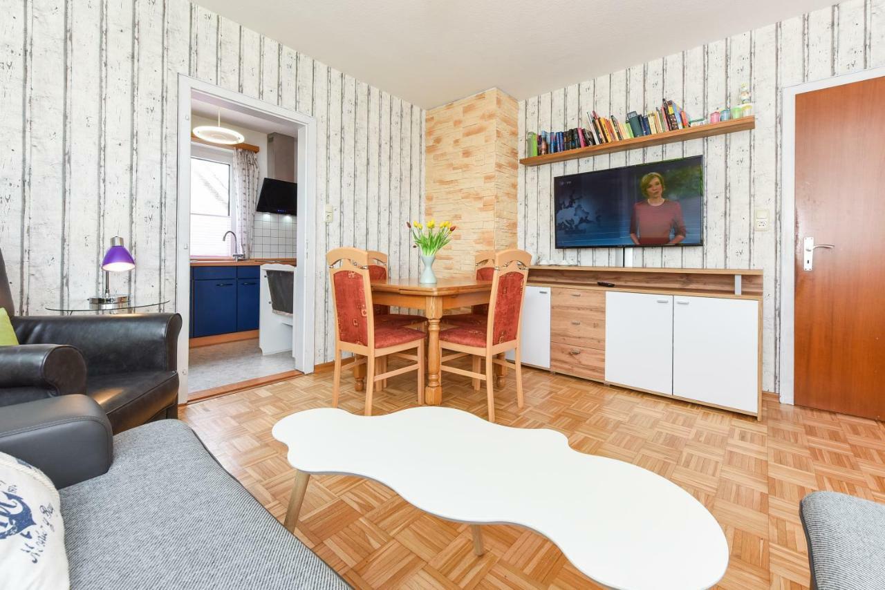Haus Am Kajedeich Mit Fruehstuecksoption Apartamento Bensersiel Exterior foto